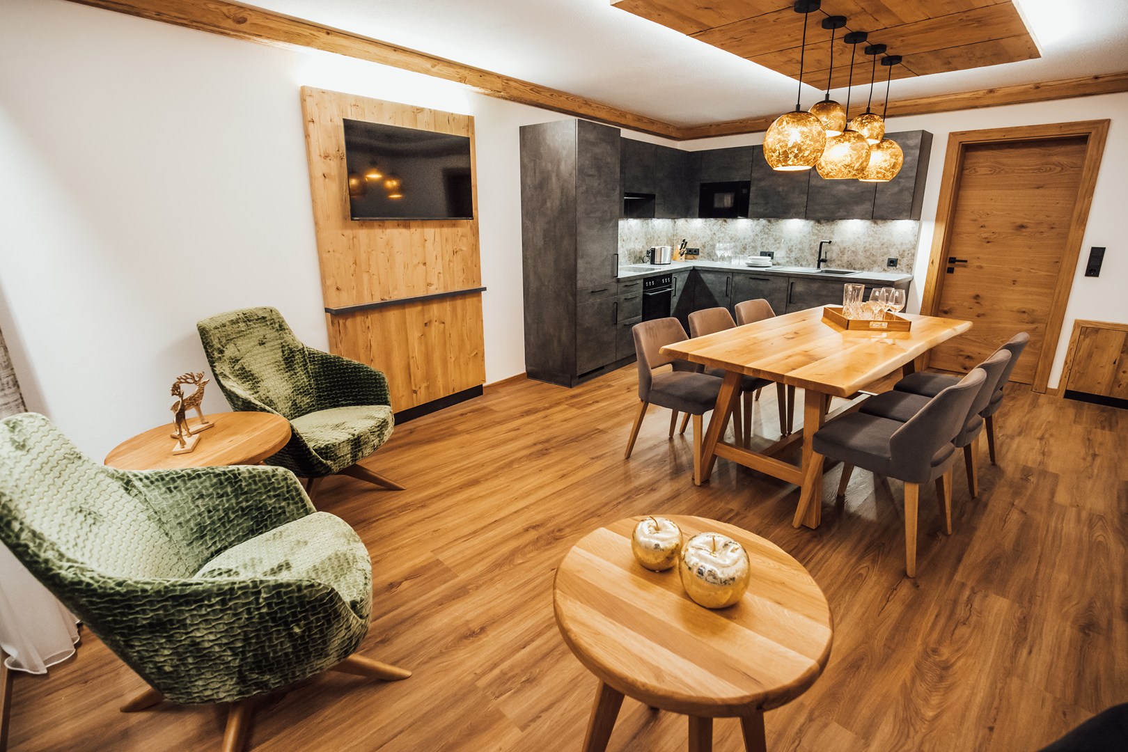 Suite 2 - Almruhe